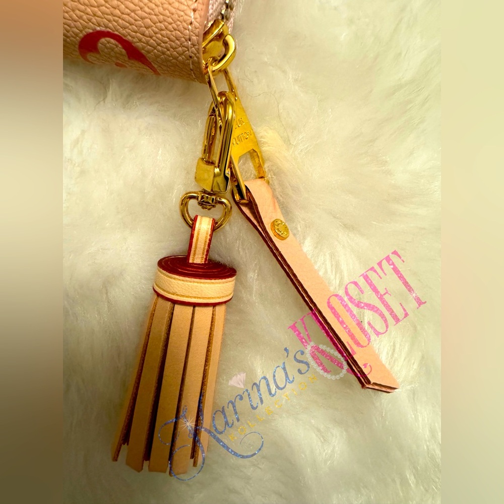 Natural Patina Vachetta Leather Tassel Keychain, Purse Charm, Luxury Charm 🎀